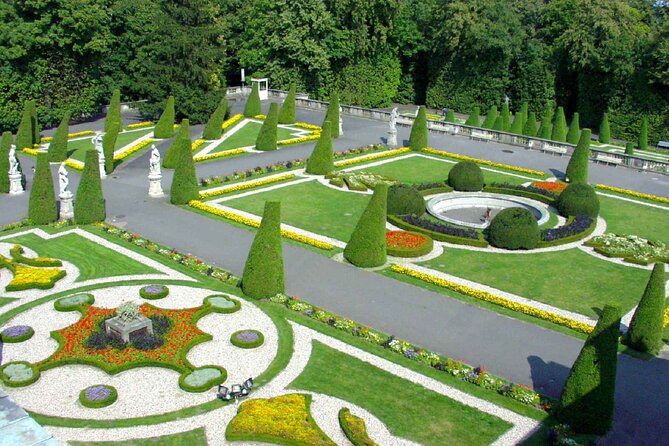 Wilanów Royal Palace + Polish Vodka Museum: SMALL GROUP /inc. Pick-up/ - Small group, live guide, and audio guide