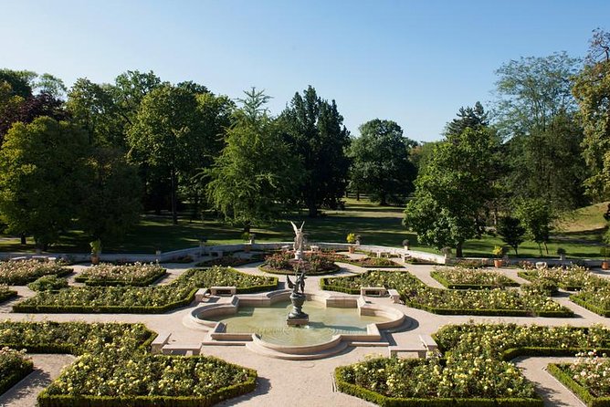 Wilanow Royal Palace : SMALL GROUP /inc. Pick-up/ - The Gardens Add a Second Layer