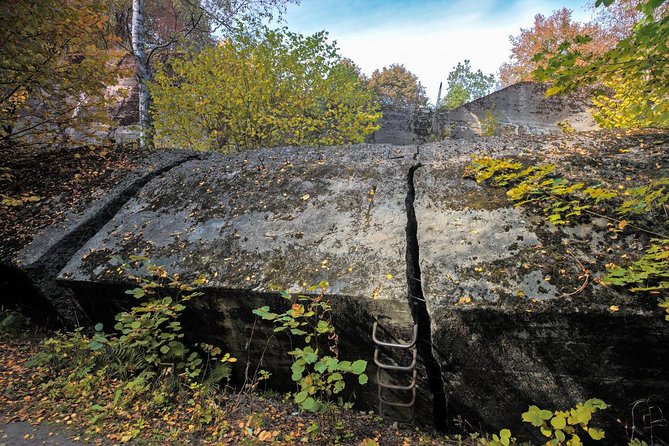 Wolfs Lair and Swieta Lipka Small Group Tour from Warsaw with Lunch - The drive from Warsaw is part of the bargain