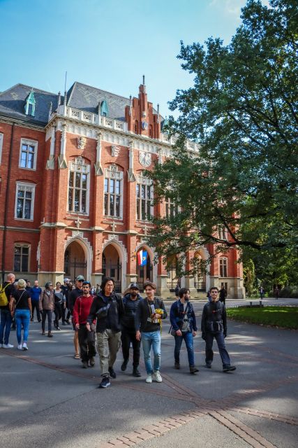 World War II in Krakow Walking Tour in English - The Gestapo headquarters and the machinery of repression