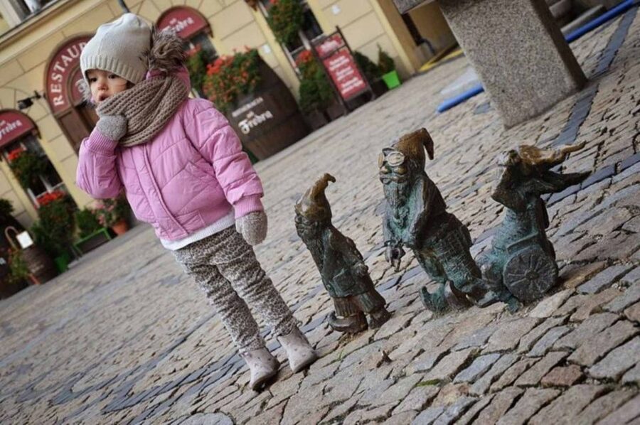 Wrocław: 2-Hour Guided Tour for Children - St. Elizabeth’s Church and the dwarves’ dwelling
