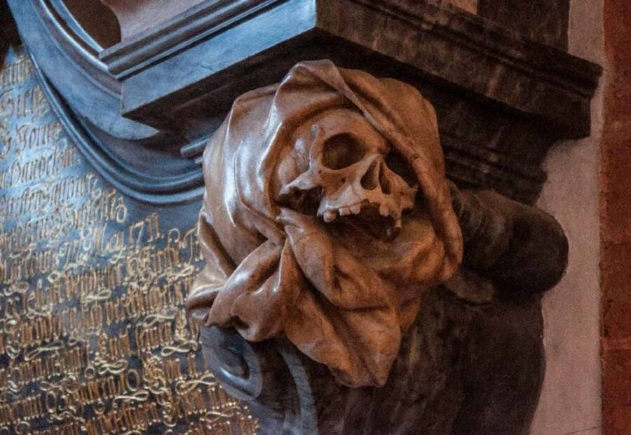 Wroclaw: 2-Hour Mysterious Walking Night Tour - The Bridge of Penitents and Plac Solny