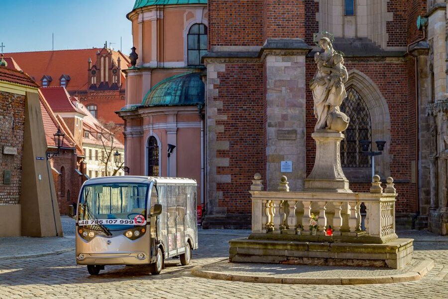 Wroclaw: 2-Hour Private Guided Tour by Electric Car - Cathedral Island is the tour’s historic anchor