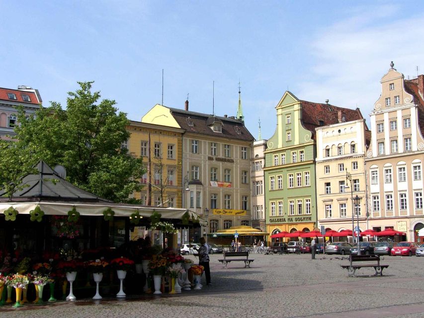 Wroclaw: 2-Hour Tour by Electric Car with a driver-guide - Bridges, water, and Wroclaw’s modern side