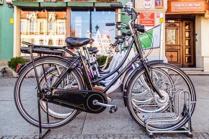 Wroclaw: 3-Hour Bike Tour in English - Why a bike works well in Wroclaw