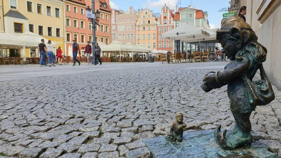 Wrocław: Following the dwarfs'. See the city differently! 2h - The Bridge of Penitents and the Old Town route