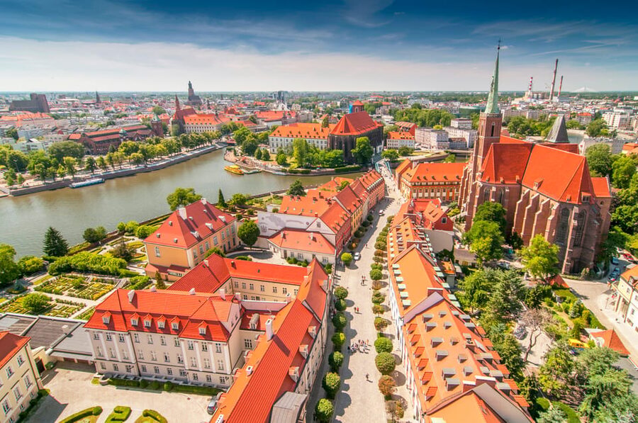 Wroclaw: Guided City Walk - Medieval streets, guilds, and city legends