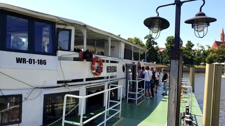 Wrocław: Long City Walk and River Cruise - Starting at Piwnica Świdnicka in the Main Square
