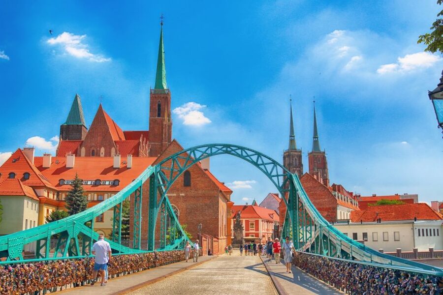Wroclaw Old Town Highlights Private Walking Tour - Key points at a glance