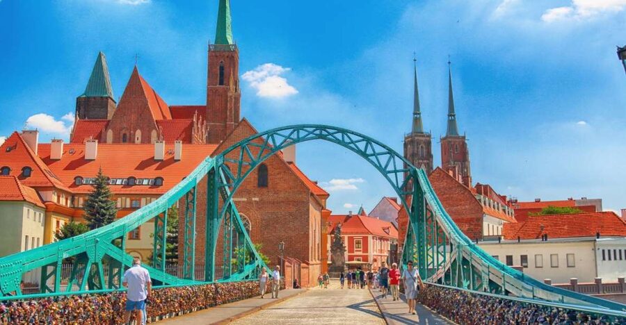 Wroclaw Old Town Highlights Private Walking Tour - Market Square and the houses with memorable names