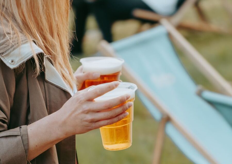 Wrocław: Polish Craft Beer Walking Tour with Tastings - Meeting the guide and setting the pace