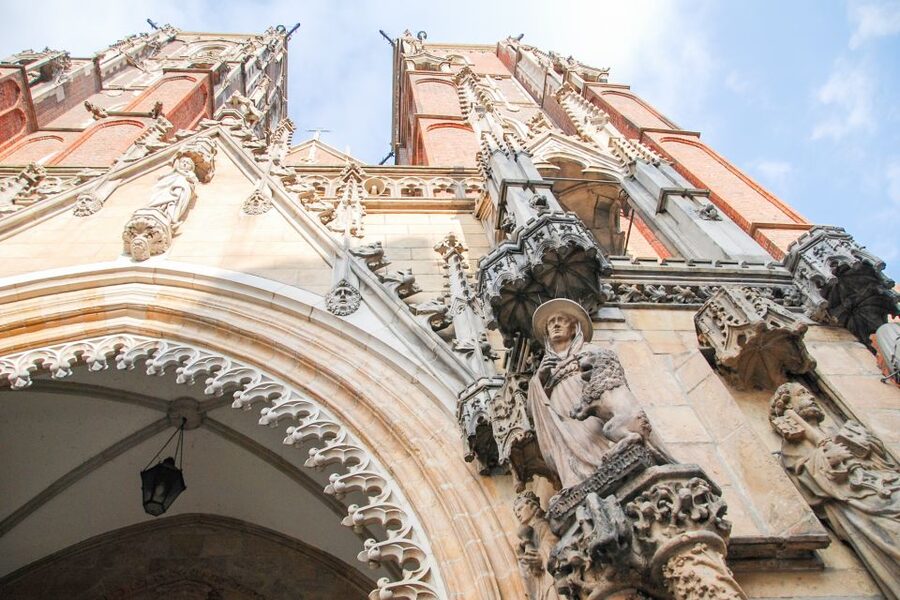 Wroclaw: Private 2-Hour Guided Tour - Medieval Streets Between the Main Stops