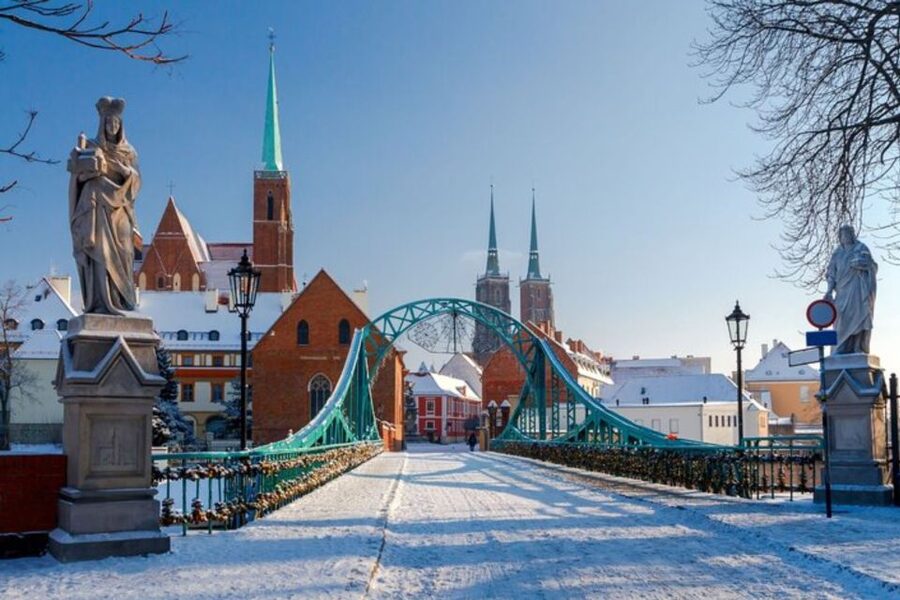 Wroclaw: Private custom tour with a local guide - Key points at a glance