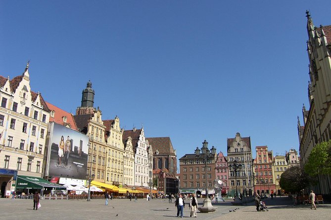 Wroclaw Private Guided Tour SHORT AND PROFESSIONAL. 2 pcs., 1 - 9 pers. - Hunting for Wroclaw’s copper dwarves