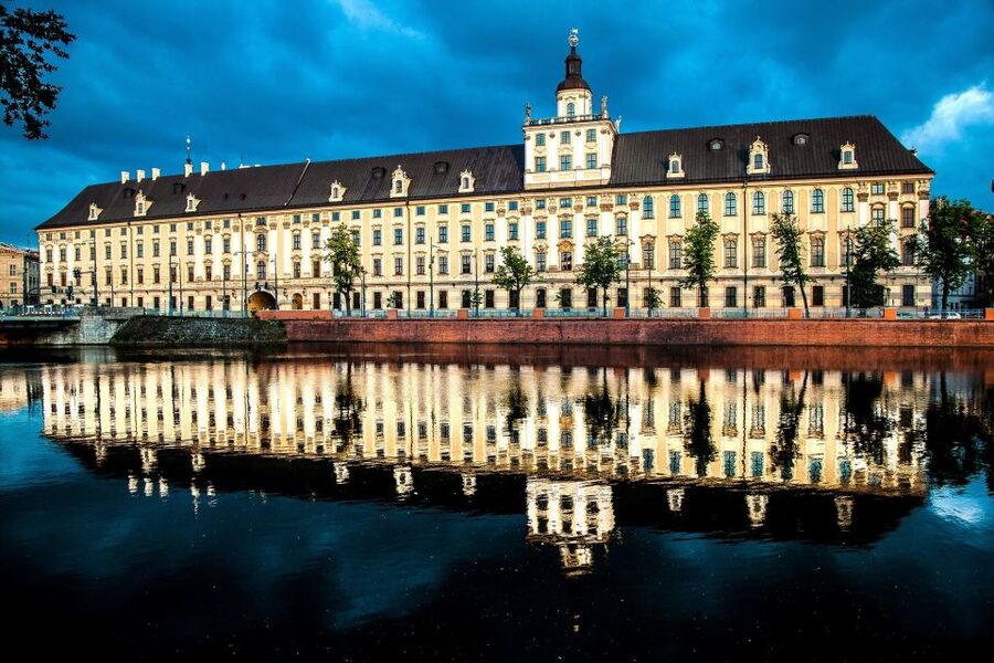 Wroclaw Private Old Town Guided Walking Tour - Should you book the Wroclaw private walking tour?