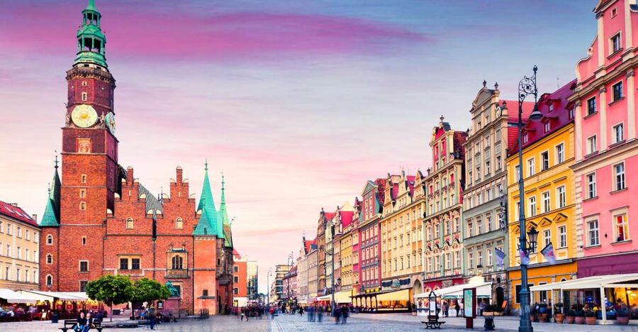 Wroclaw: Private Old Town Guided Walking Tour (2 hours) - Market Square and the Old Town Hall