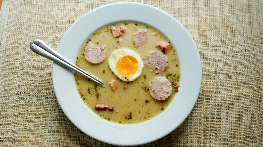 Wroclaw: Private Traditional Polish Food Tour - Dumplings, meats, soup, and dessert
