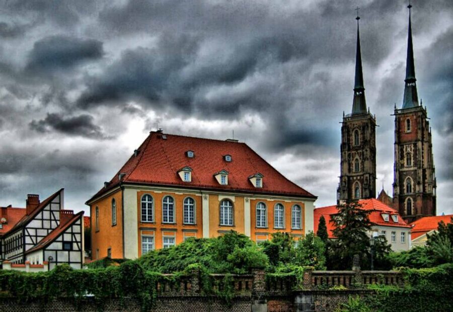 Wroclaw: Secrets of Wroclaw Walking Tour (2 hours) - Key points to know before booking