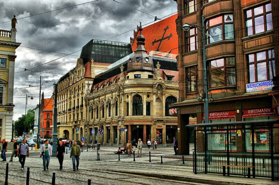 Wroclaw: Secrets of Wroclaw Walking Tour (2 hours) - The Hunchback and the darker side of justice