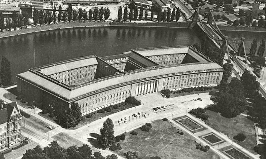 Wrocław: World War II and the non-existent city of Breslau - How much history fits into two hours?