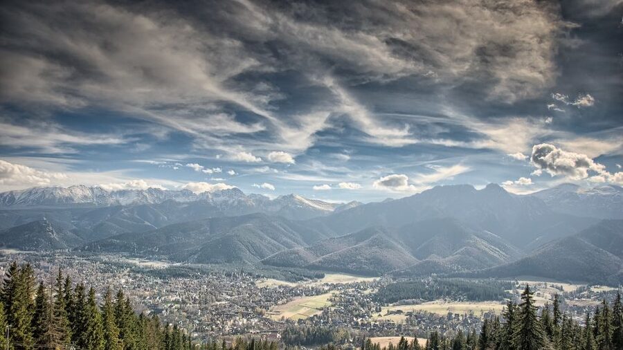 Zakopane & Tatra Mountains Private Full-Day Tour from Krakow - Zakopane’s market and Krupowki Street