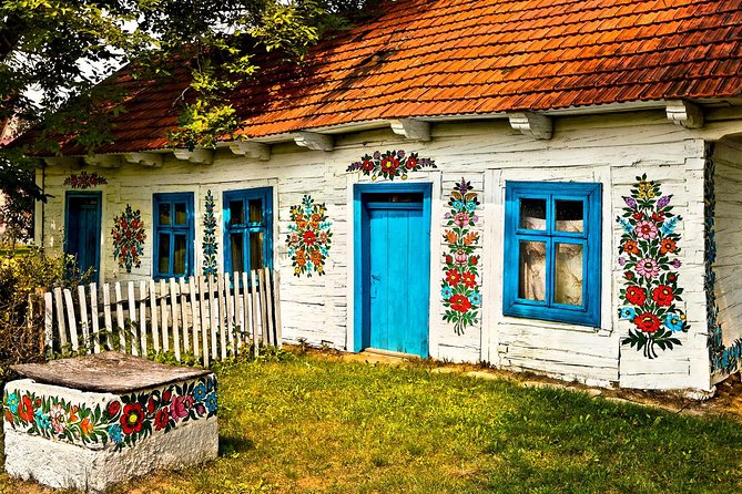 ZALIPIE - painted village, unique PRIVATE tour from Krakow - What the private format adds