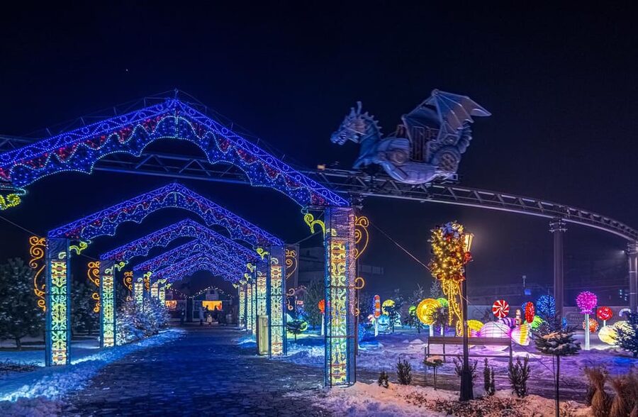Zator: Energylandia Amusement Park Entry Ticket - Winter visits need a different plan